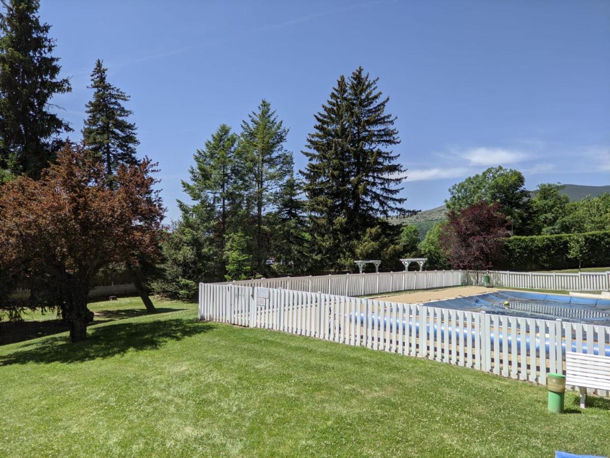 Cerdanya En Familia Montana Park Apartment Enveitg Exterior photo